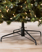 Árvore de Natal California Baby Redwood com Galhos Articulados, Suporte Metálico e Micro LEDs Embutidos